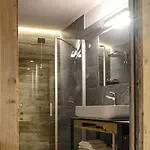 San Vitale 3* בורמיו